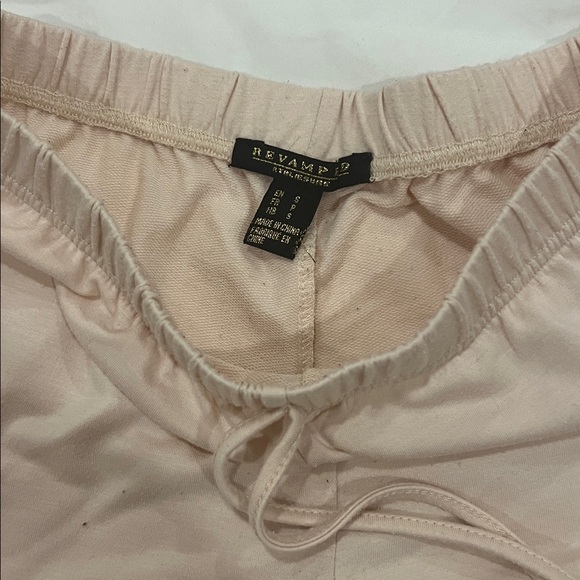 Pink cropped two piece set (tshirt hoodie + shorts) - Picture 7 of 7